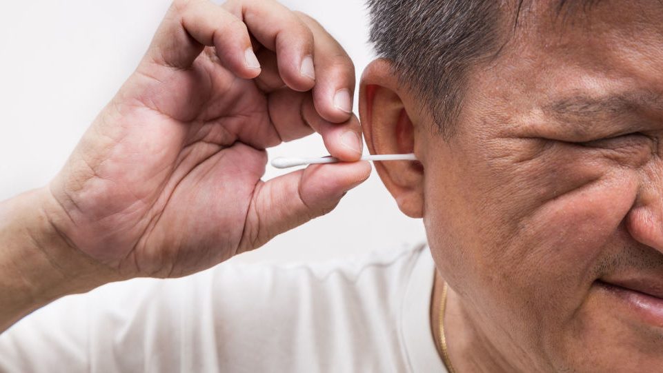 Acestea sunt cele mai simple metode pentru eliminarea dopurilor de ceară din urechi