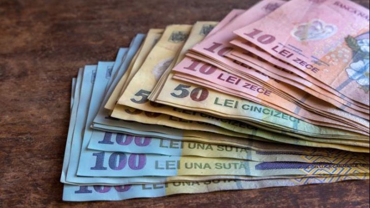 Florin Cîțu: Românii își vor putea amâna ratele la bănci pentru 9 luni. Măsura se aplică atât persoanelor fizice cât și celor juridice