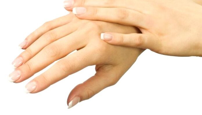 Măști naturale pentru mâini și unghii sanatoase.