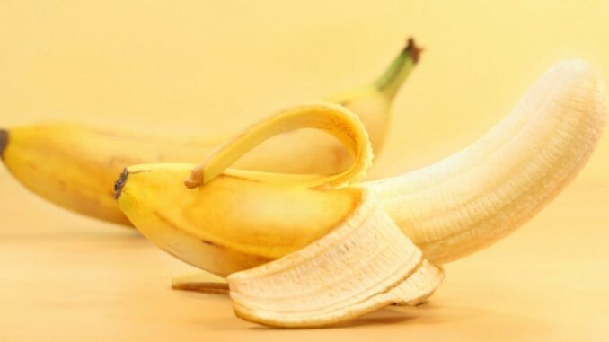 Ceea ce probabil nu știați despre banane și ce se întâmplă cu corpul nostru dacă ne răsfățăm cu cel puțin o banană pe zi