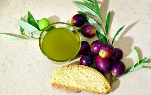 Mâncați măsline – protejează și vindecă ficatul!