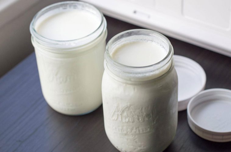 8 beneficii ale consumului de iaurt simplu